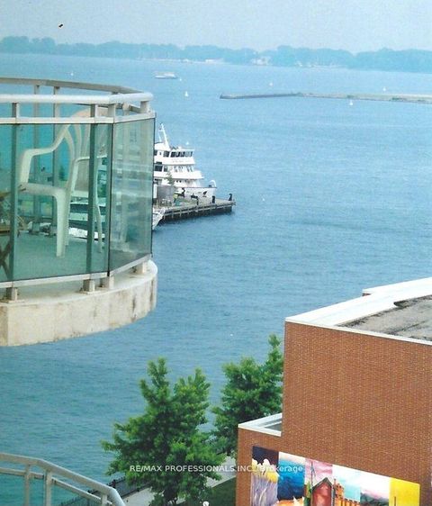 Photo 13 at 1028 - 600 Queens Quay, Waterfront Communities C1, Toronto