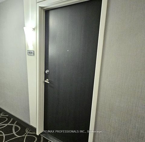 Photo 15 at 1028 - 600 Queens Quay, Waterfront Communities C1, Toronto