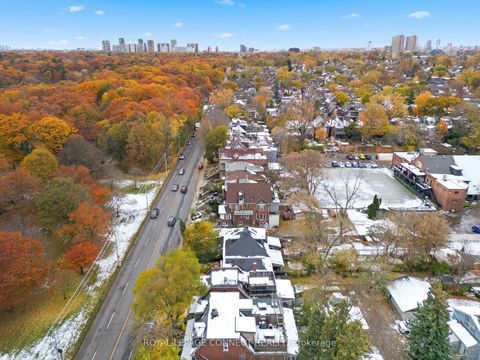 Photo 18 at 115 Parkside Drive, Swansea, Toronto