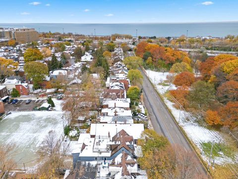 Photo 22 at 115 Parkside Drive, Swansea, Toronto