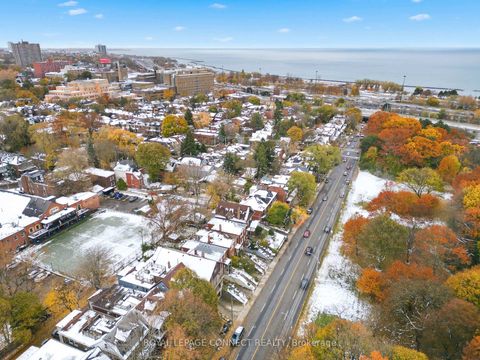 Photo 24 at 115 Parkside Drive, Swansea, Toronto