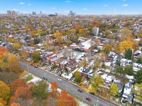 Photo 27 at 115 Parkside Drive, Swansea, Toronto