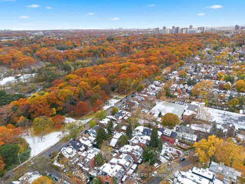 Photo 28 at 115 Parkside Drive, Swansea, Toronto