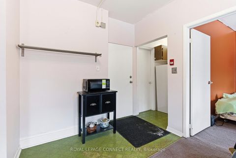 Photo 36 at 115 Parkside Drive, Swansea, Toronto