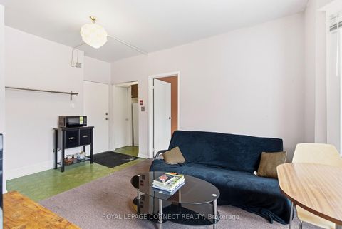 Photo 37 at 115 Parkside Drive, Swansea, Toronto