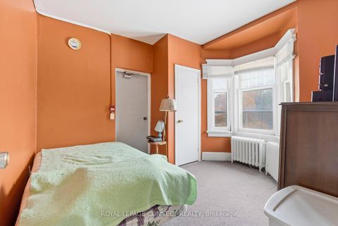 Photo 42 at 115 Parkside Drive, Swansea, Toronto