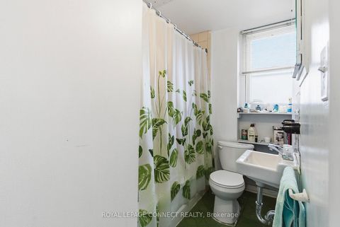 Photo 44 at 115 Parkside Drive, Swansea, Toronto