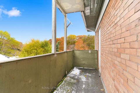 Photo 46 at 115 Parkside Drive, Swansea, Toronto