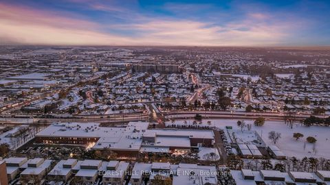 Photo 31 at 1103 - 9 Four Winds Drive, York University Heights, Toronto