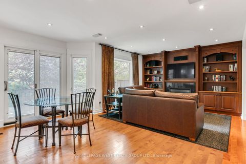 Photo 37 at 14 Dunedin Drive, Kingsway South, Toronto