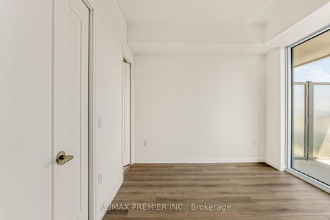 Photo 16 at 409 - 8960 Jane Street, Vellore Village, Vaughan