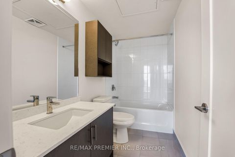 Photo 19 at 409 - 8960 Jane Street, Vellore Village, Vaughan