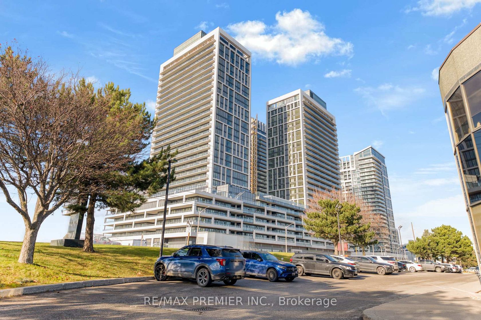 409 - 8960 Jane Street, Vellore Village, Vaughan 