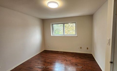 Photo 11 at 6 - 44 Chester Le Boulevard, L'Amoreaux, Toronto