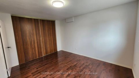 Photo 13 at 6 - 44 Chester Le Boulevard, L'Amoreaux, Toronto