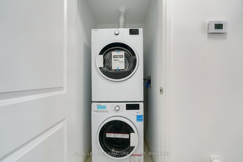 Photo 1 at 27 - 1972 Victoria Park Avenue, Donalda, Toronto