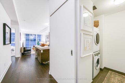 Photo 4 at 845 - 1030 King Street W, Niagara, Toronto