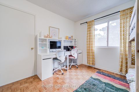 Photo 21 at 47 Colleen Street, Yorkhill, Vaughan