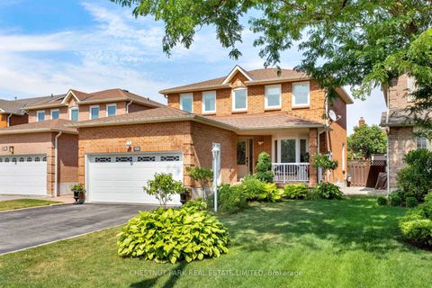Photo 1 at 138 Largo Crescent, Maple, Vaughan
