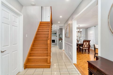 Photo 16 at 138 Largo Crescent, Maple, Vaughan