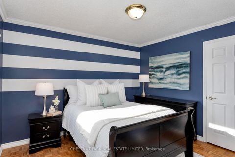 Photo 22 at 138 Largo Crescent, Maple, Vaughan