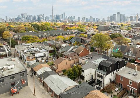 Photo 49 at 18 Foxley Street, Bellwoods, Toronto