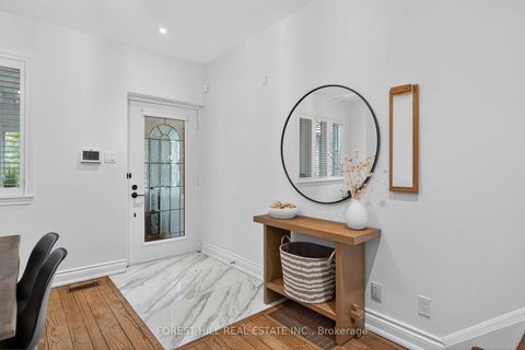 Photo 6 at 133 Ellsworth Avenue, Wychwood, Toronto
