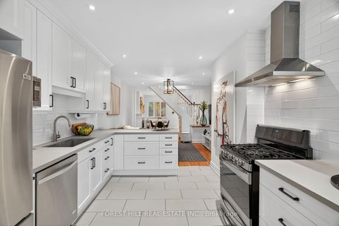 Photo 11 at 133 Ellsworth Avenue, Wychwood, Toronto