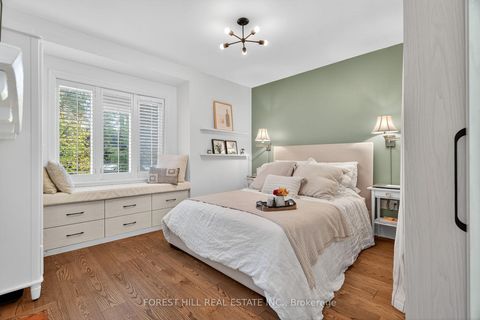 Photo 18 at 133 Ellsworth Avenue, Wychwood, Toronto