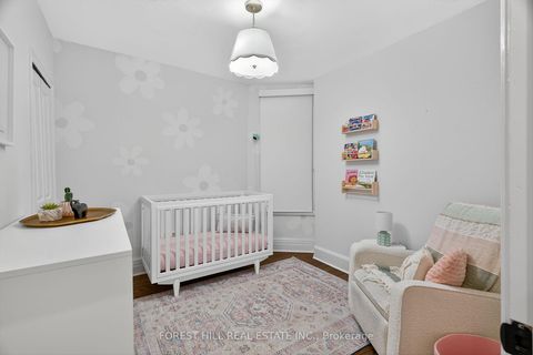 Photo 27 at 133 Ellsworth Avenue, Wychwood, Toronto