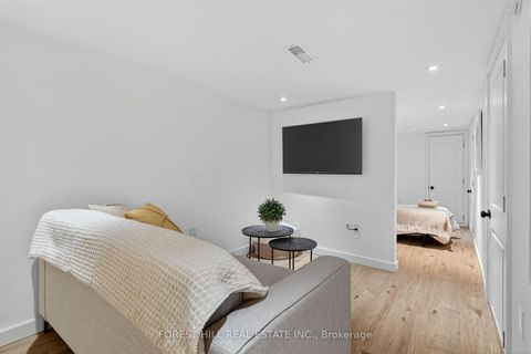 Photo 36 at 133 Ellsworth Avenue, Wychwood, Toronto