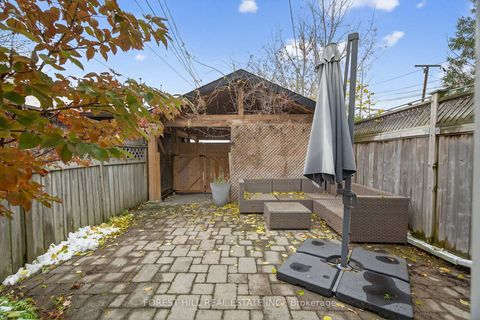 Photo 41 at 133 Ellsworth Avenue, Wychwood, Toronto