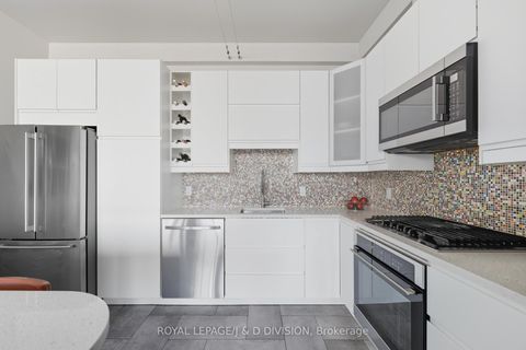 Photo 11 at 610 - 160 Baldwin Street, Chinatown, Toronto