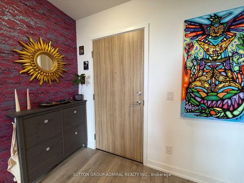 Photo 5 at 610 - 3100 Keele Street, CFB, Toronto