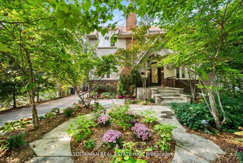 Photo 37 at 32 Beechwood Avenue, York Mills, Toronto