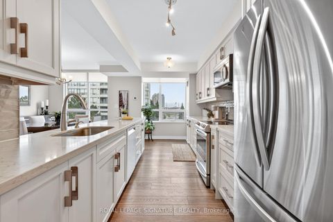 Photo 16 at 406 - 100 Promenade Circle, Brownridge, Vaughan