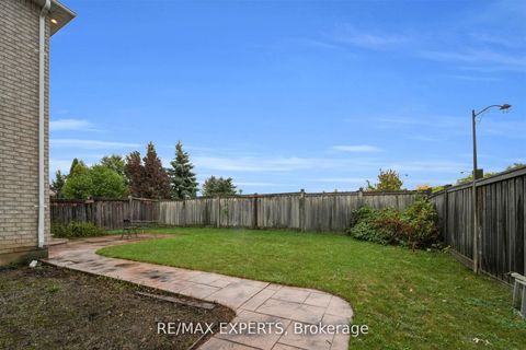 Photo 4 at 159 Sonoma Boulevard, Sonoma Heights, Vaughan