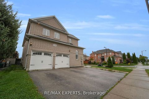 Photo 7 at 159 Sonoma Boulevard, Sonoma Heights, Vaughan