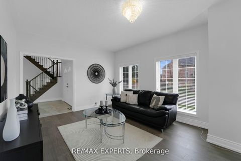Photo 12 at 159 Sonoma Boulevard, Sonoma Heights, Vaughan