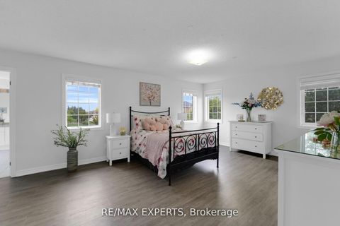 Photo 28 at 159 Sonoma Boulevard, Sonoma Heights, Vaughan