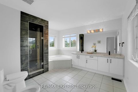 Photo 31 at 159 Sonoma Boulevard, Sonoma Heights, Vaughan