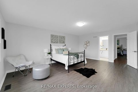 Photo 39 at 159 Sonoma Boulevard, Sonoma Heights, Vaughan