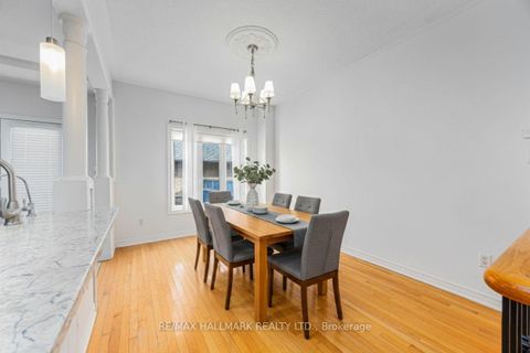 Photo 6 at 17 Oceanview Street, Rouge Woods, Richmond Hill