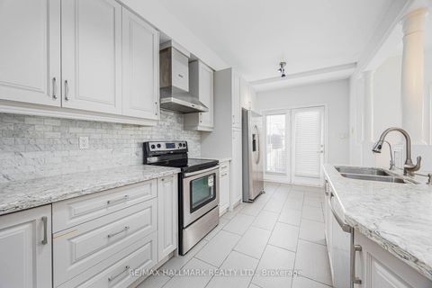 Photo 8 at 17 Oceanview Street, Rouge Woods, Richmond Hill