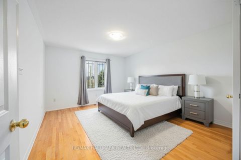 Photo 13 at 17 Oceanview Street, Rouge Woods, Richmond Hill