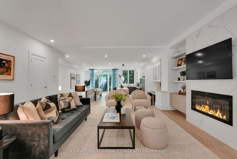 Photo 7 at 253 Albany Avenue, Annex, Toronto