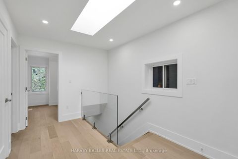 Photo 25 at 253 Albany Avenue, Annex, Toronto