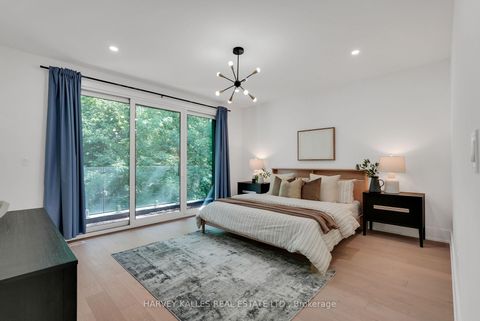 Photo 26 at 253 Albany Avenue, Annex, Toronto