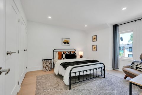 Photo 36 at 253 Albany Avenue, Annex, Toronto