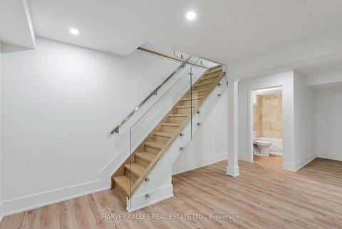 Photo 41 at 253 Albany Avenue, Annex, Toronto